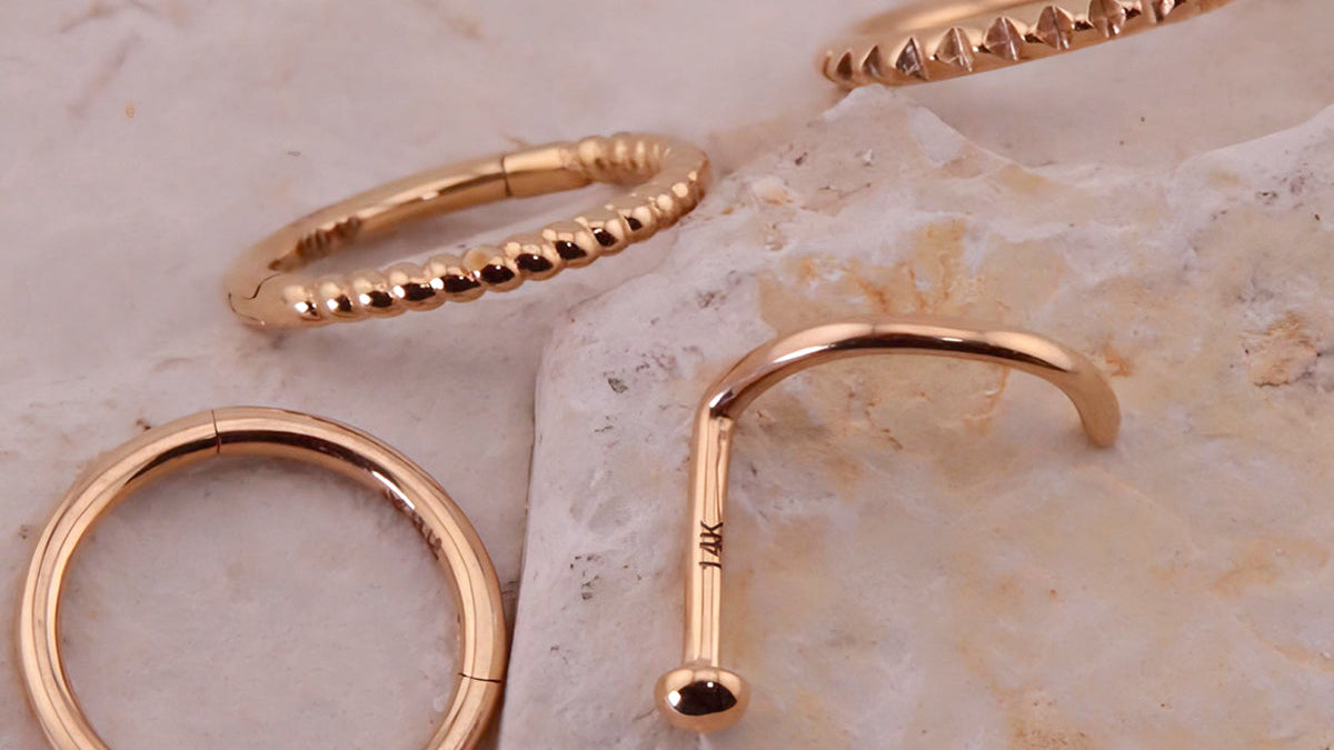 Aros de Nariz en Oro Amarillo 14K: Elegancia y Seguridad