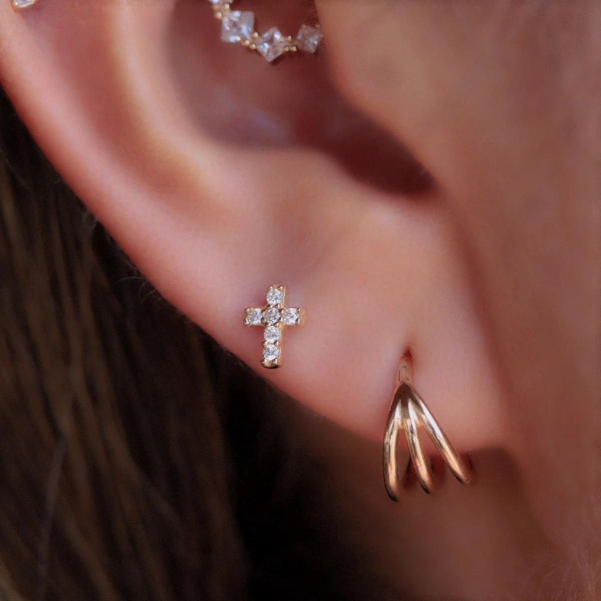 Labret Cruz Luxury Oro 14K con Zircones 5A