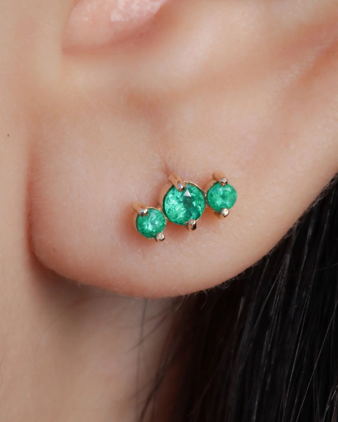 Labret Trío de Esmeraldas Colombianas en Oro 18K