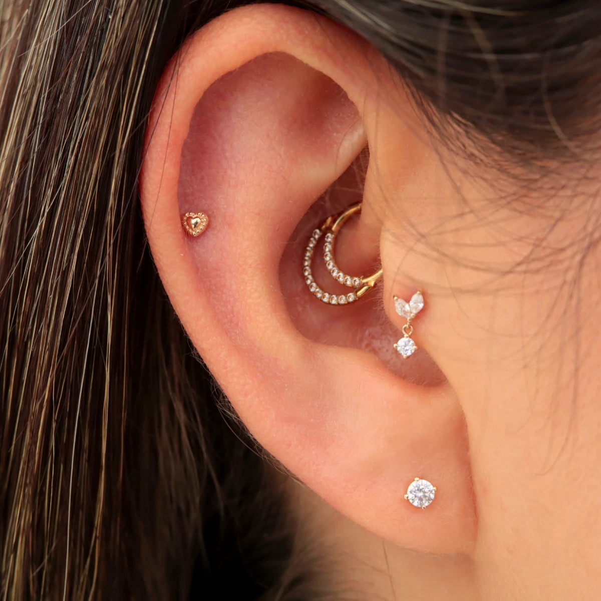 14K Gold Aroa Luxury Labret with Swarovski Crystals