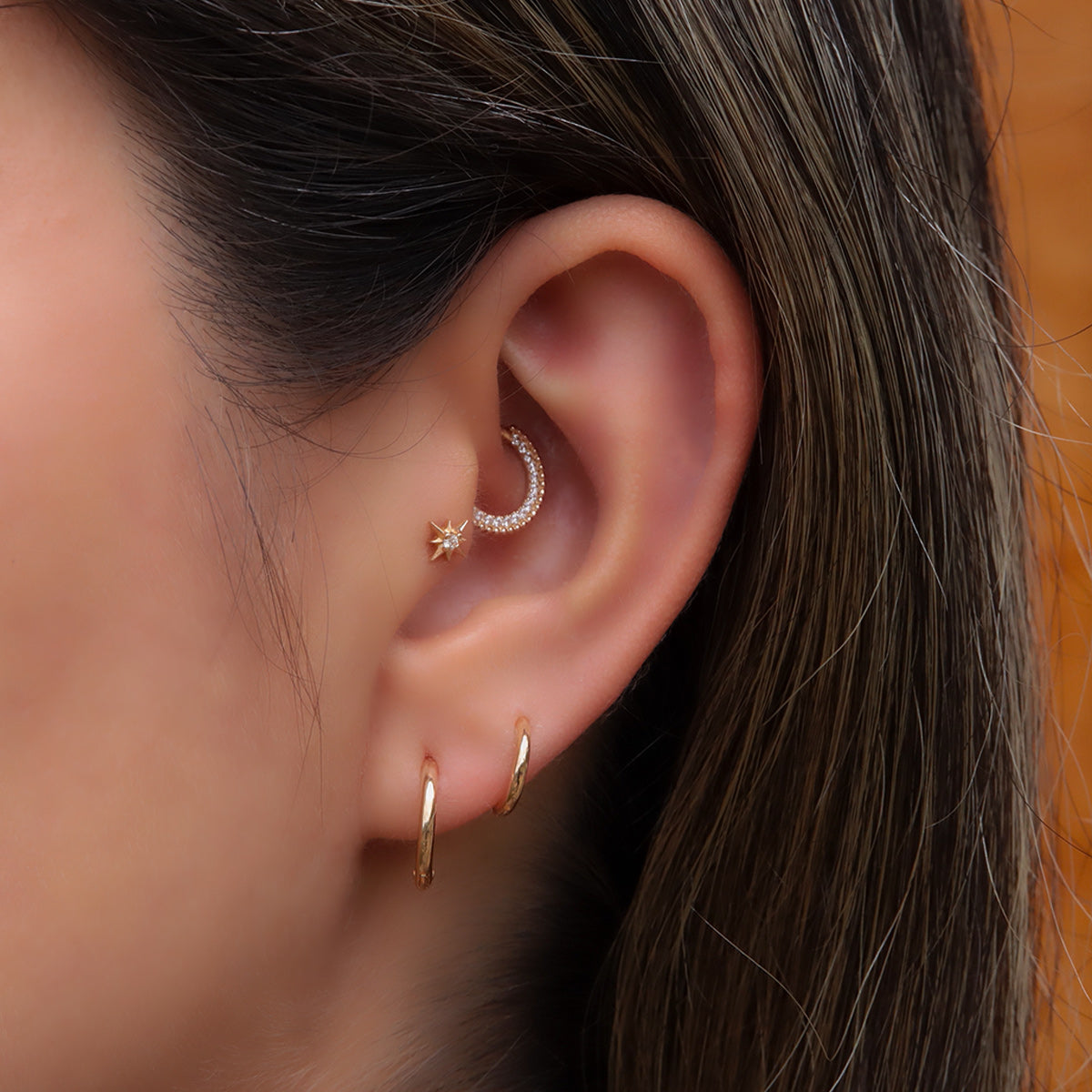 Aretes Clicker de Oro 18K 10 mm