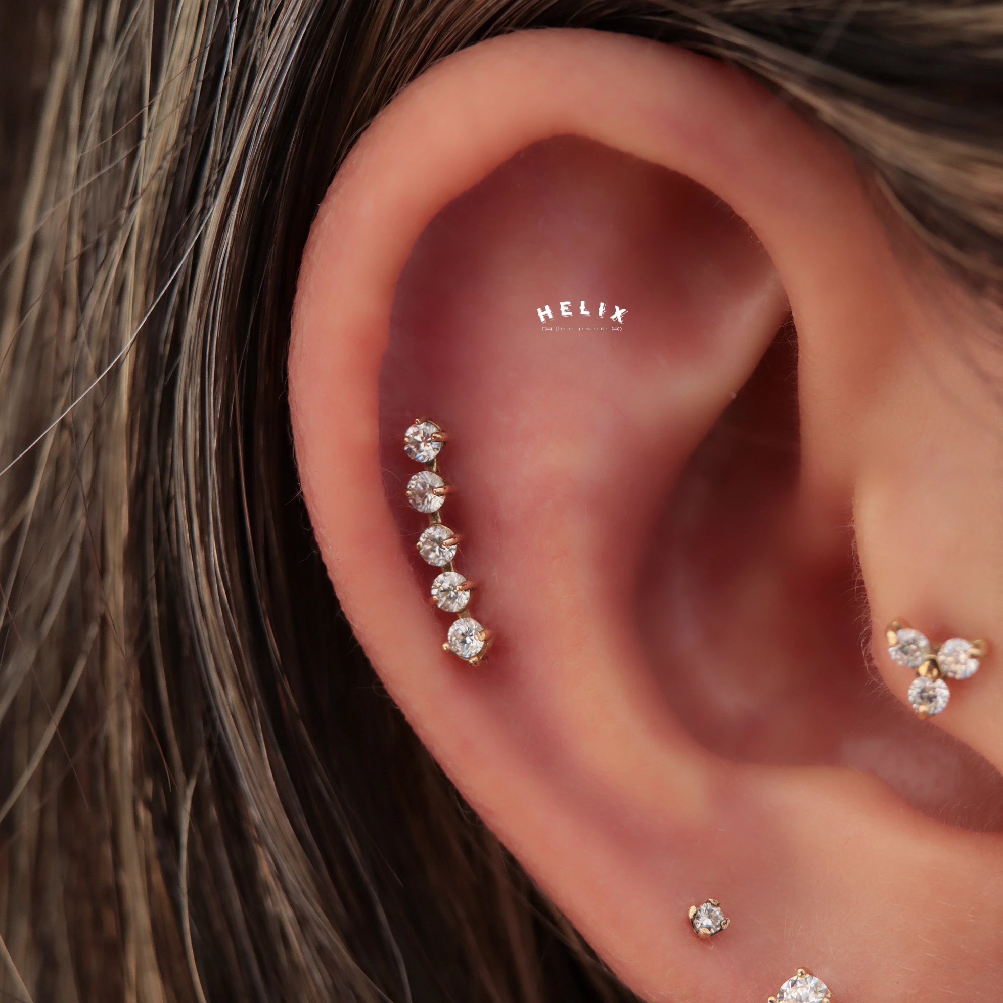 Penta Labret with Five Diamonds in 18K Gold