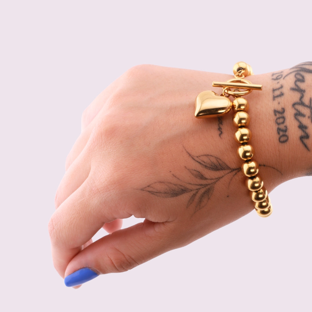 Pulsera Personalizada en Acero Inoxidable Dorado con Corazón